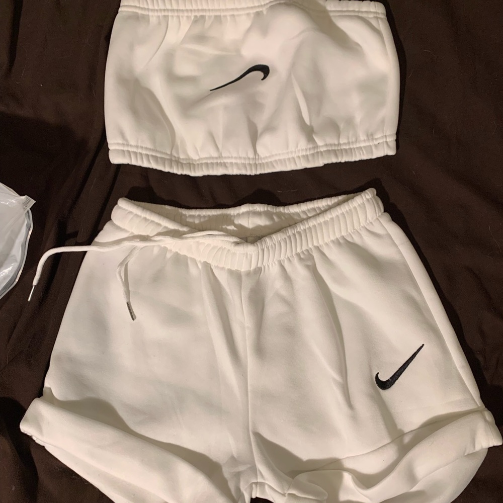 nike custom two piece set
